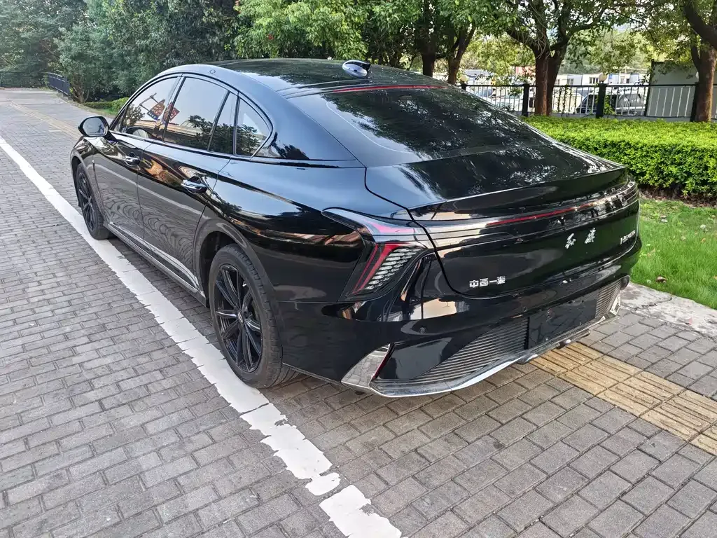Hongqi H6 — фото 10