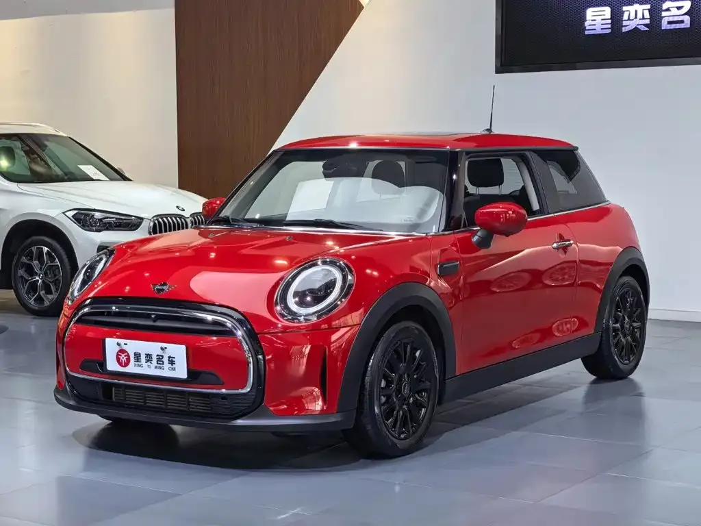 MINI Cooper (3-door) — фото 1