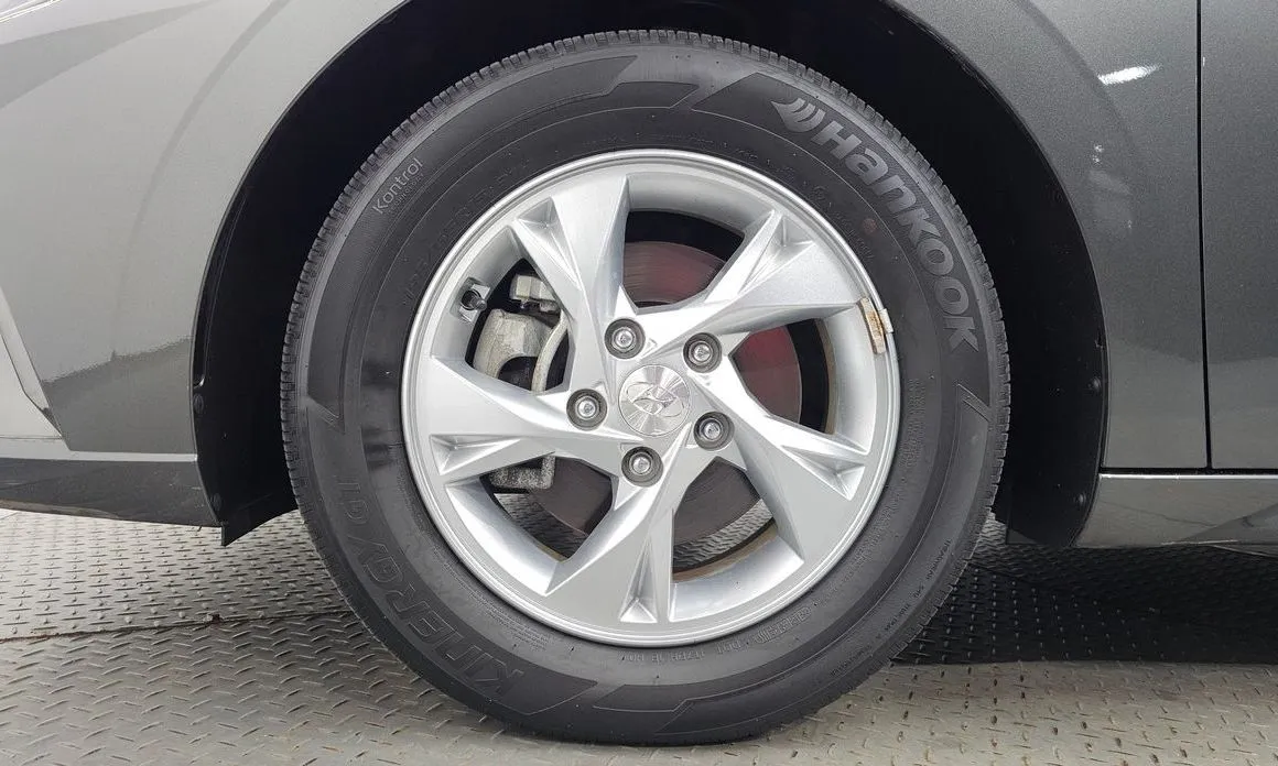 Hyundai AVANTE — фото 10