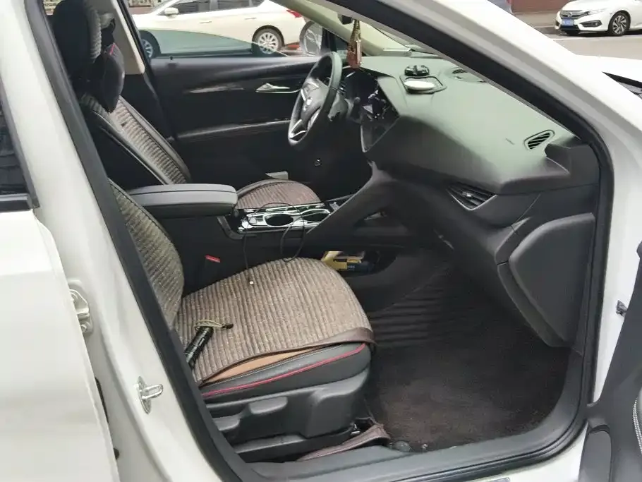 Buick Envision S — фото 5