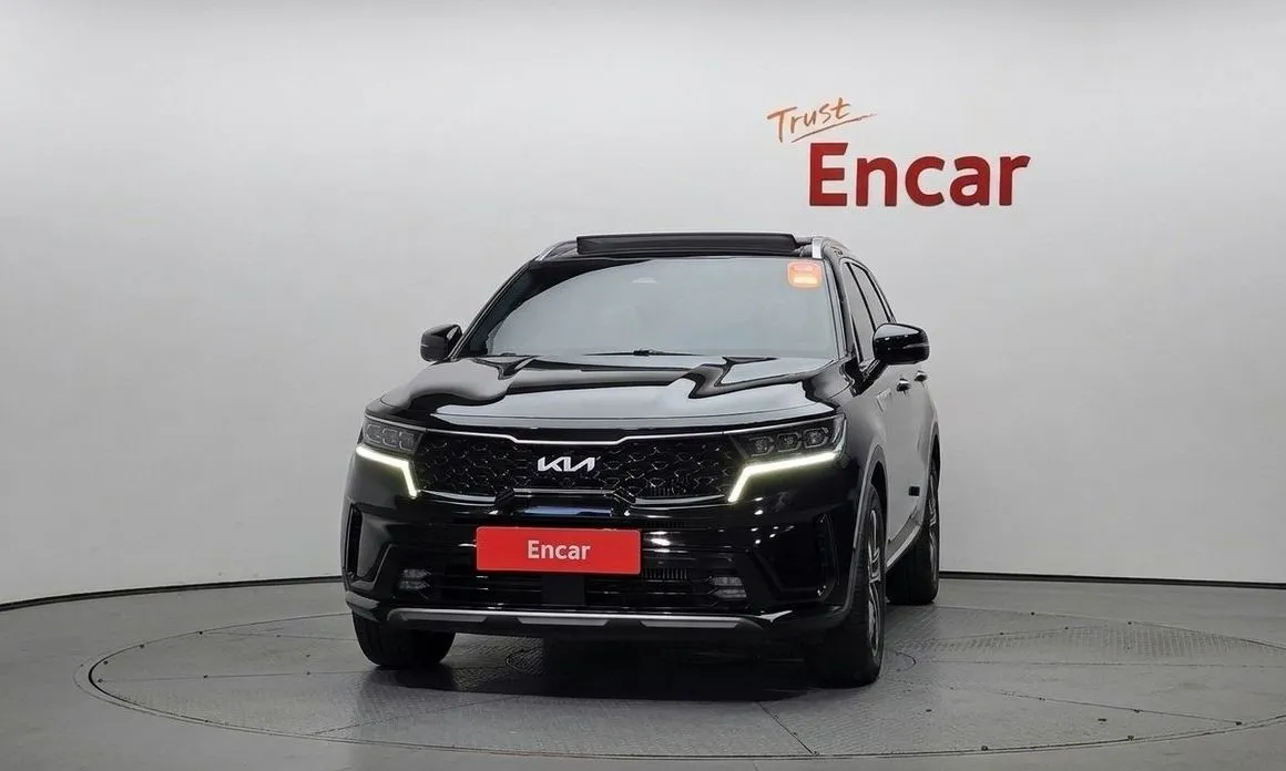Kia Sorento — фото 7