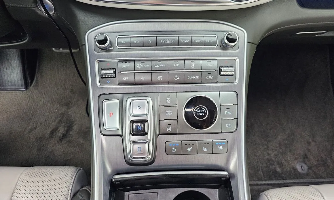Hyundai Santafe — фото 5