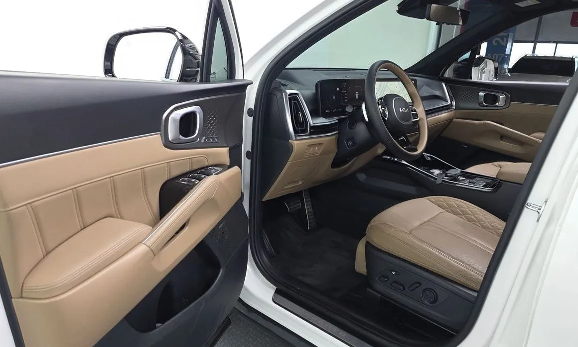 Kia Sorento — фото 6