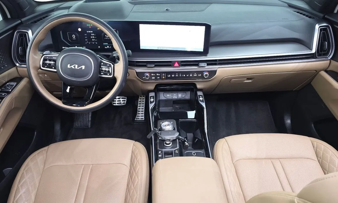 Kia Sorento — фото 9