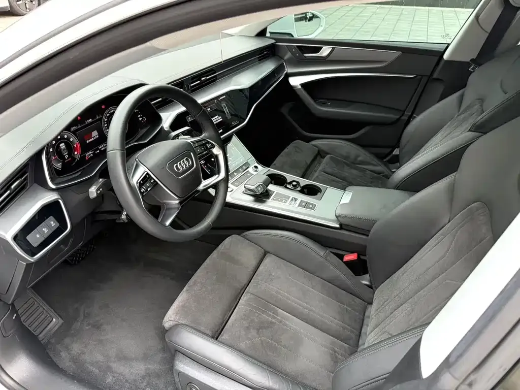 Audi A7 — фото 2