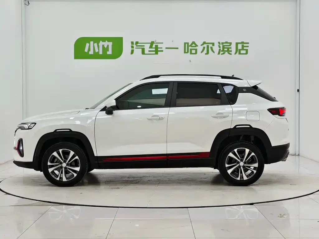 Changan CS35PLUS — фото 3