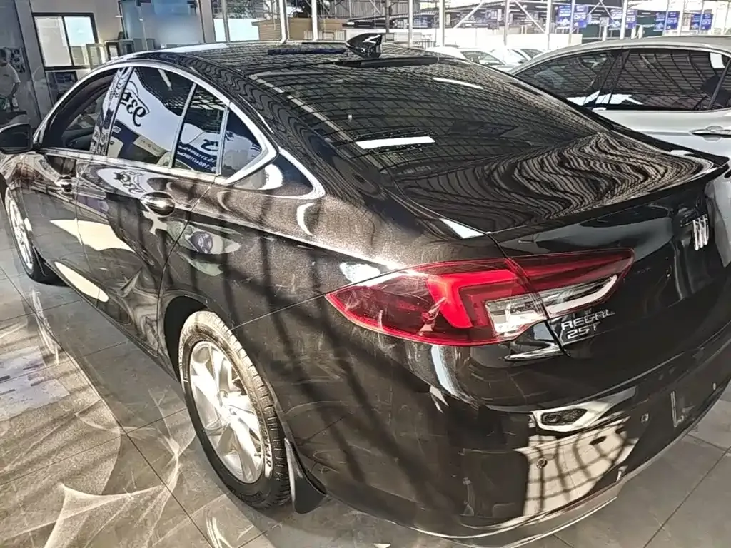 Buick Regal — фото 4