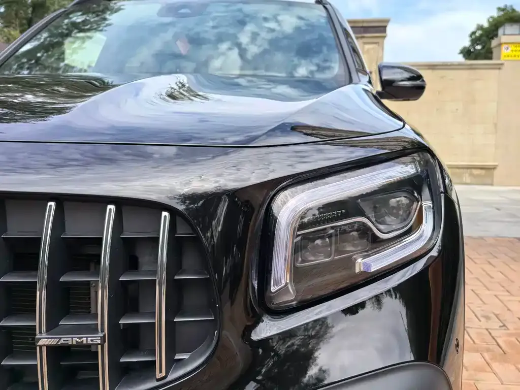 Mercedes-Benz GLB AMG — фото 9