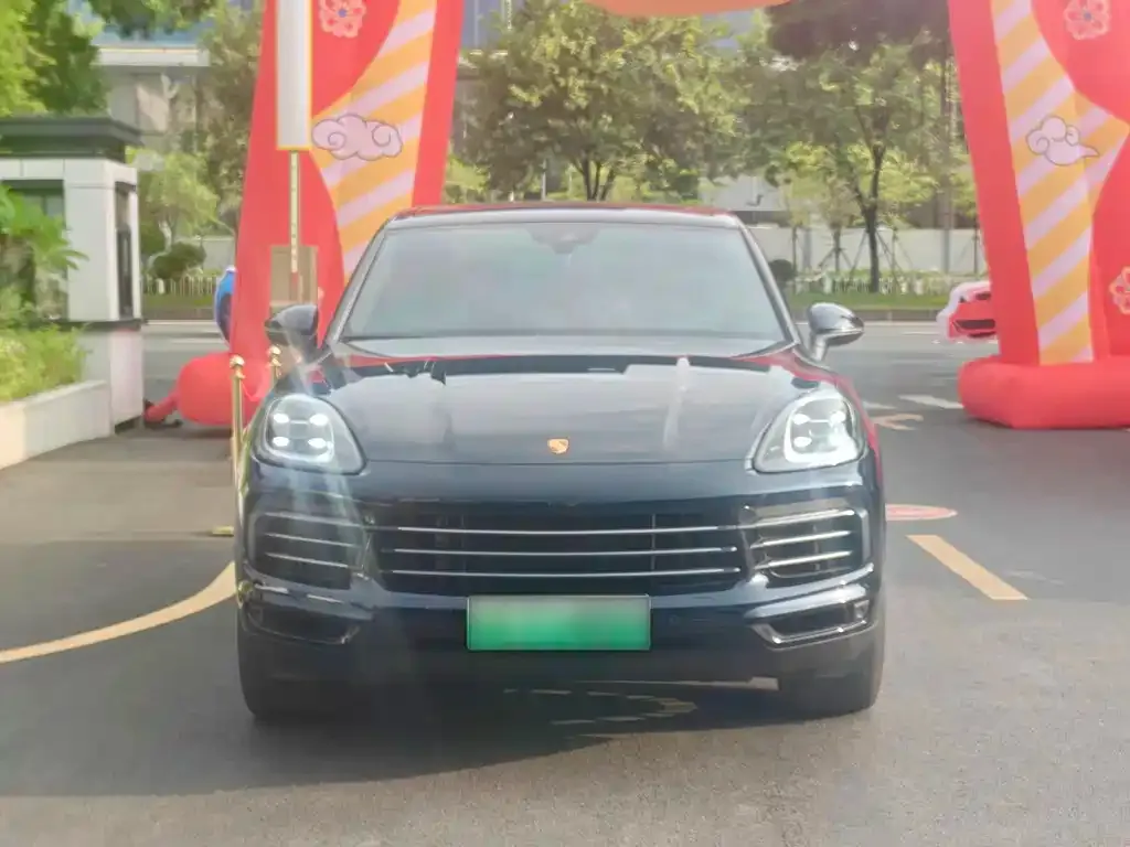 Porsche Cayenne Hybrid — фото 3