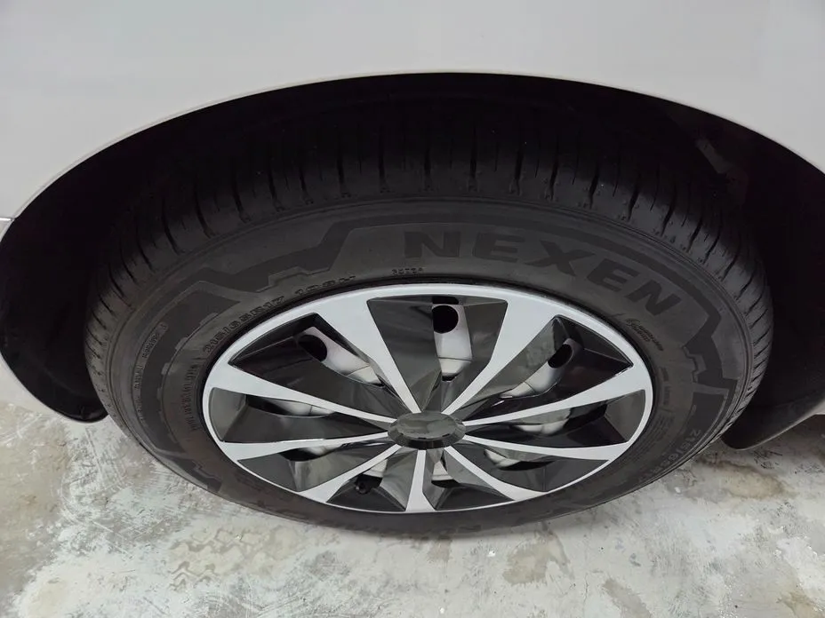 Hyundai Staria — фото 2
