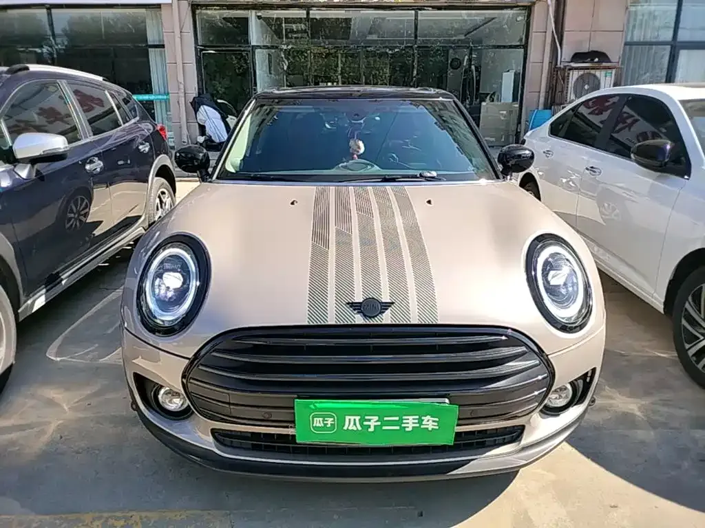 MINI Clubman — фото 5