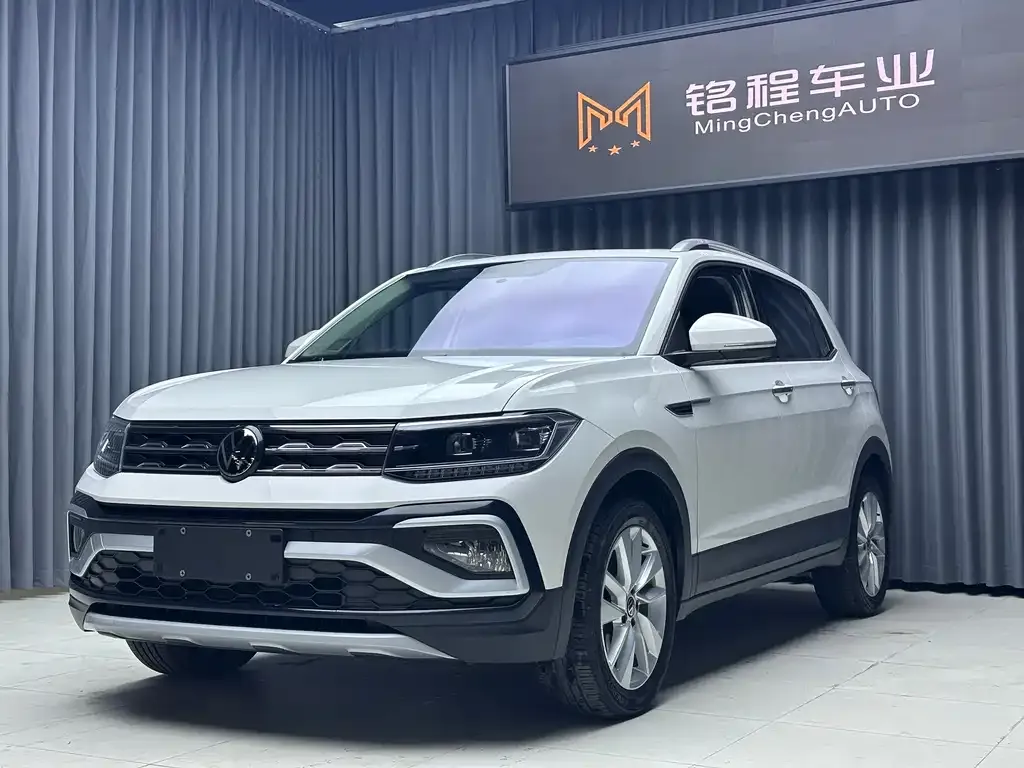 Volkswagen T-Cross — фото 1