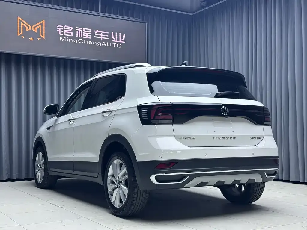 Volkswagen T-Cross — фото 8