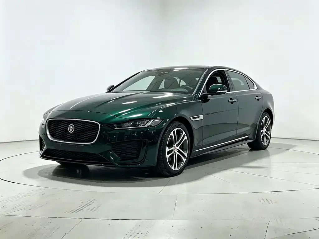 Jaguar XEL — фото 1