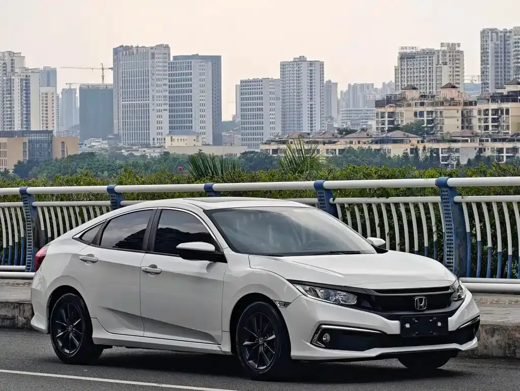 Honda Civic — фото 9