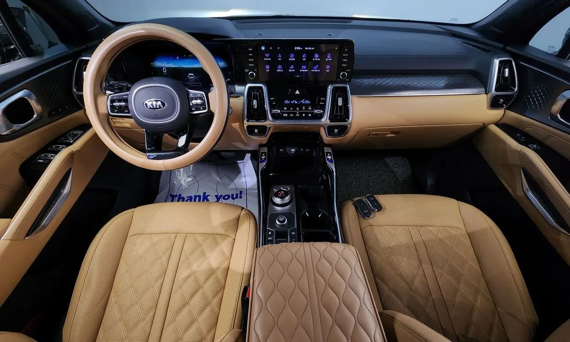 Kia Sorento — фото 9