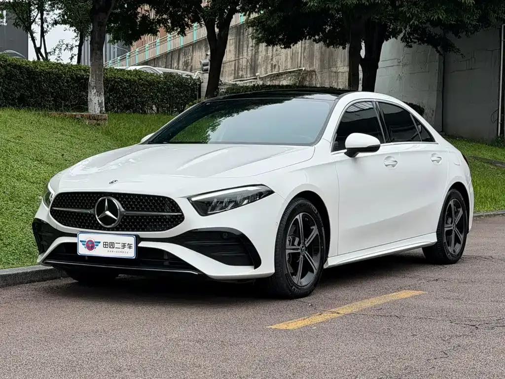 Mercedes-Benz A-Class — фото 1