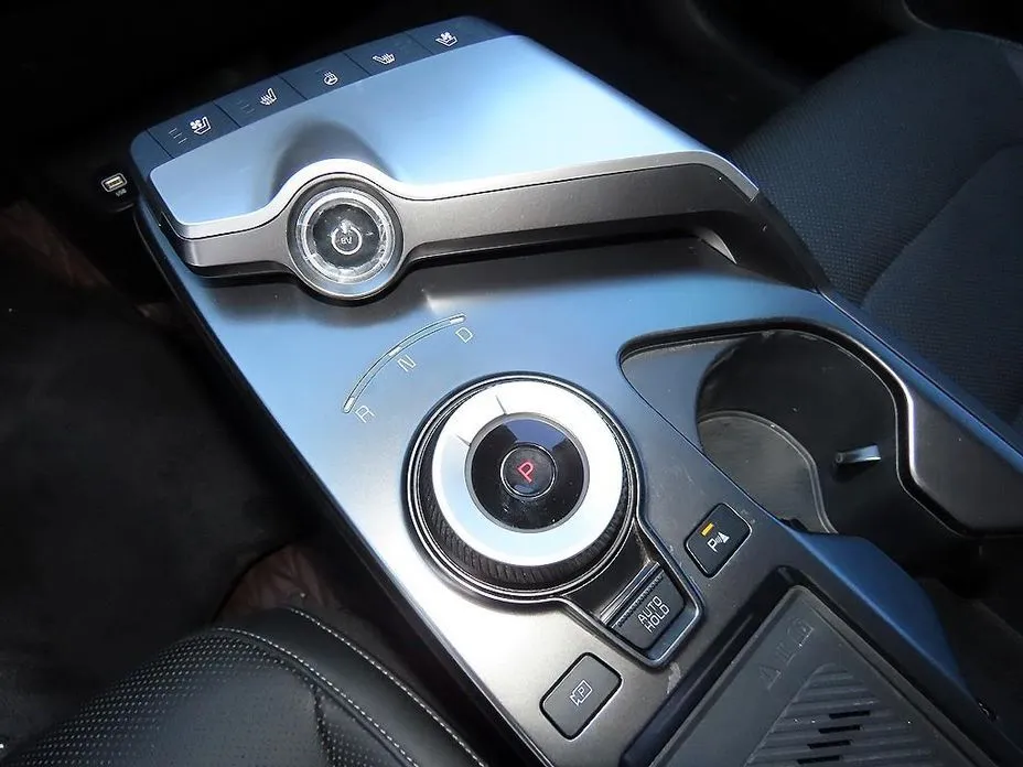 Kia EV6 — фото 3