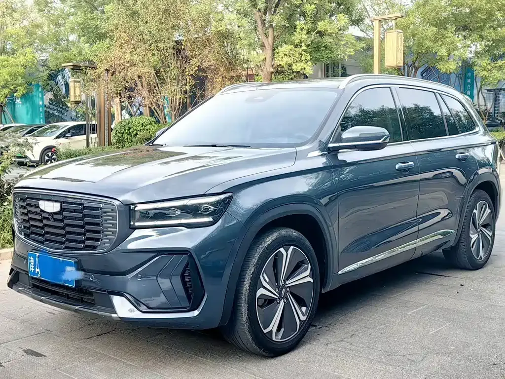 Geely Xingyue L — фото 9