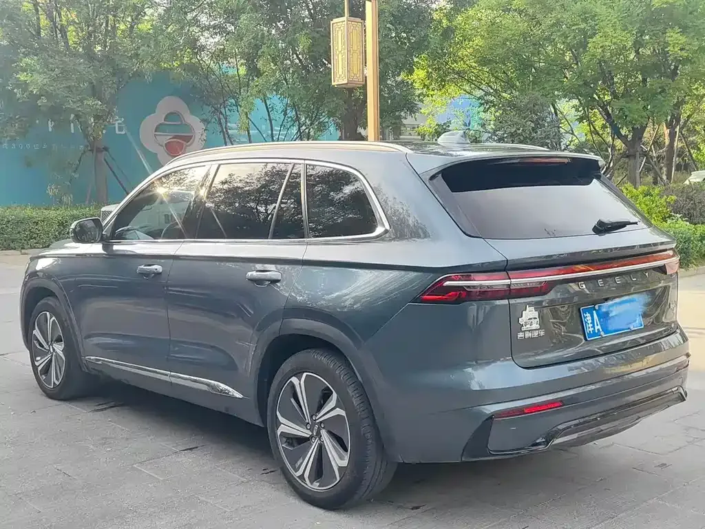 Geely Xingyue L — фото 8