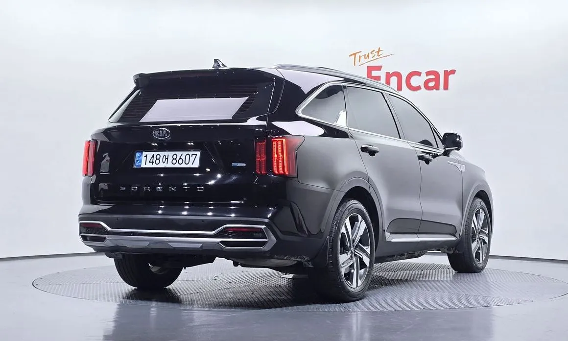 Kia Sorento — фото 5