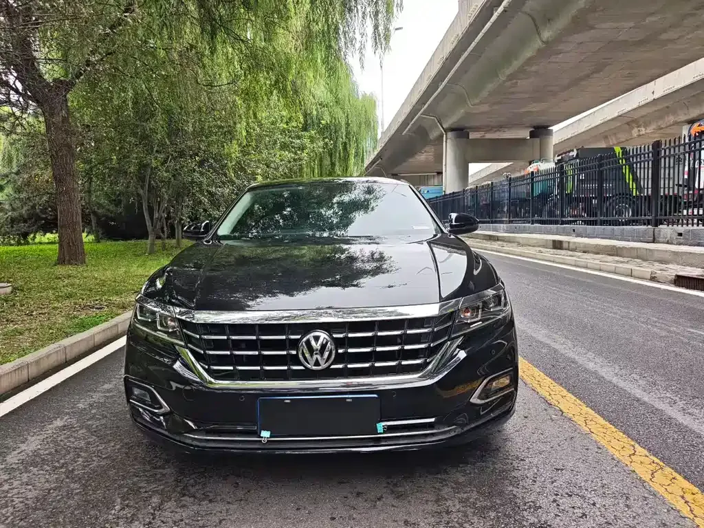 Volkswagen Passat — фото 3