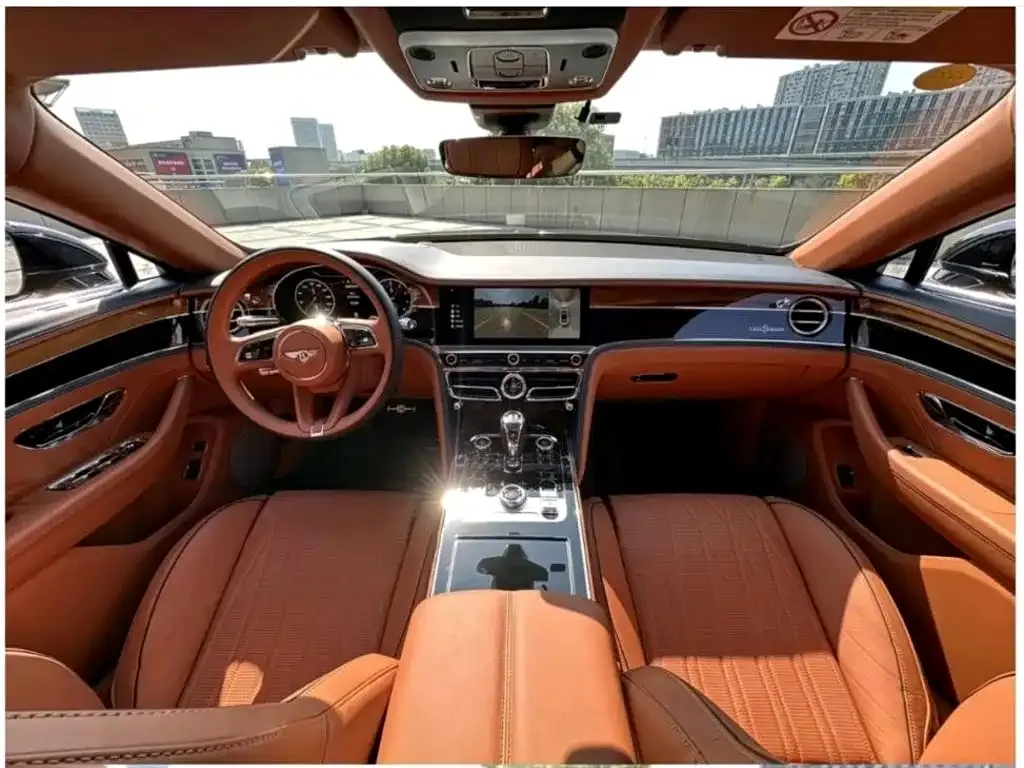 Bentley Flying Spur — фото 5