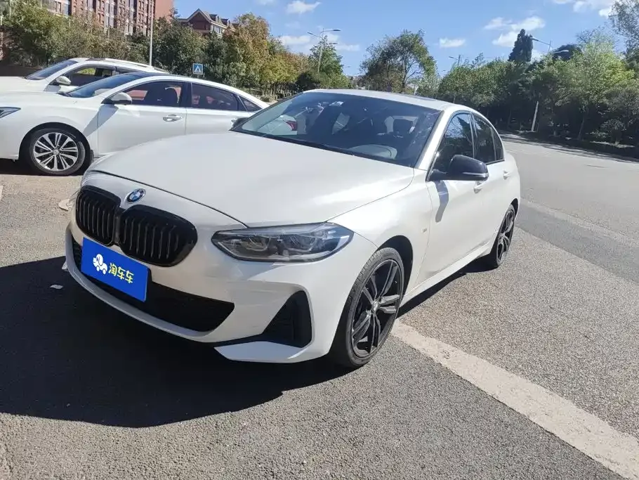 BMW 1 Series — фото 1