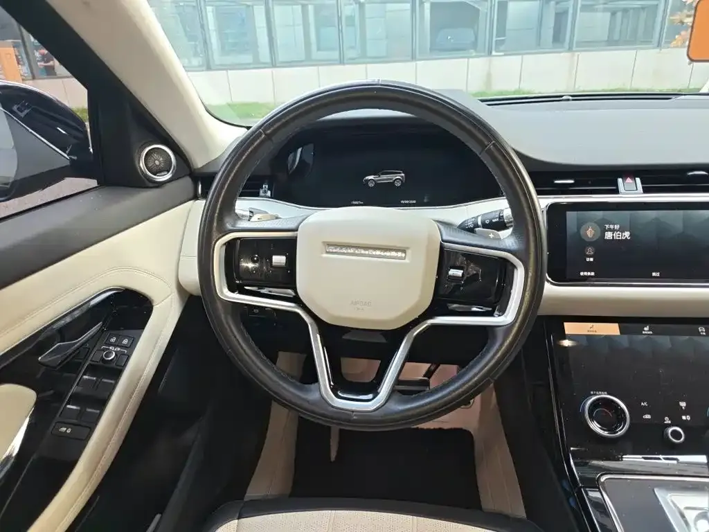 Land Rover Evoque — фото 10