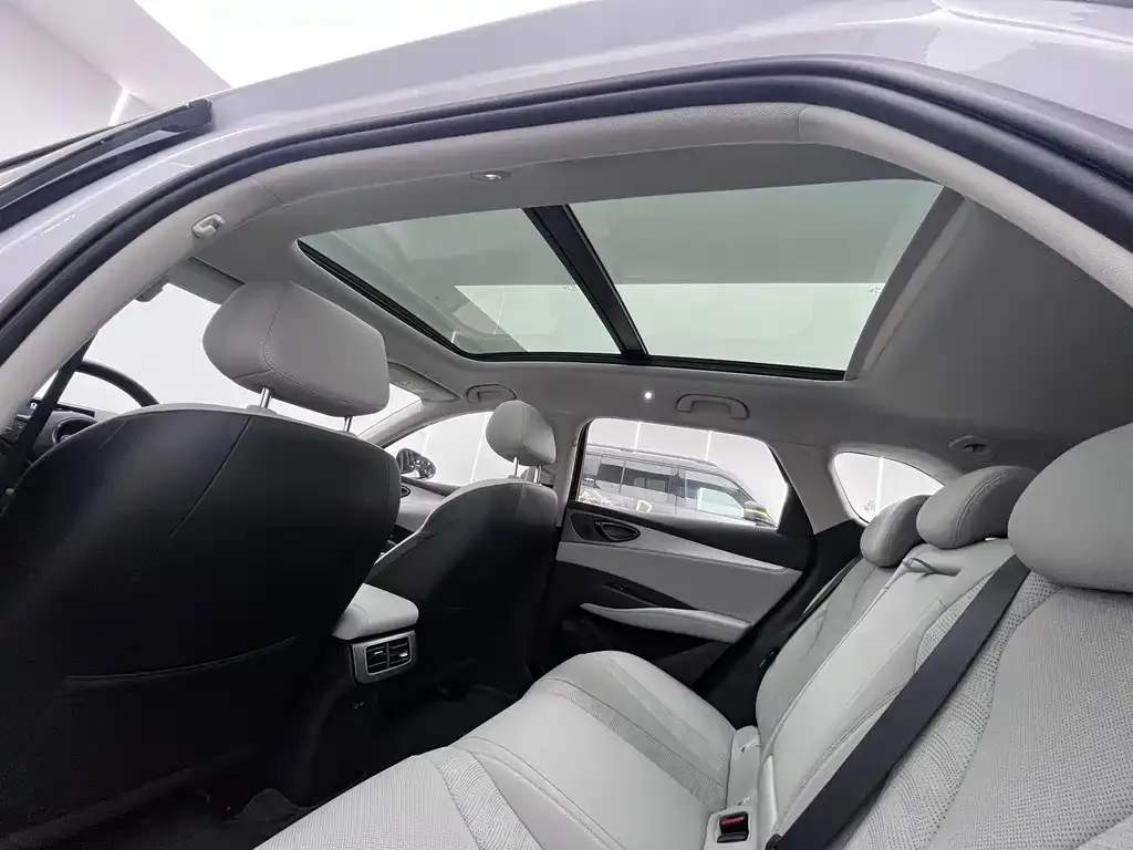 BYD Seal 06 DM-i Touring — фото 4