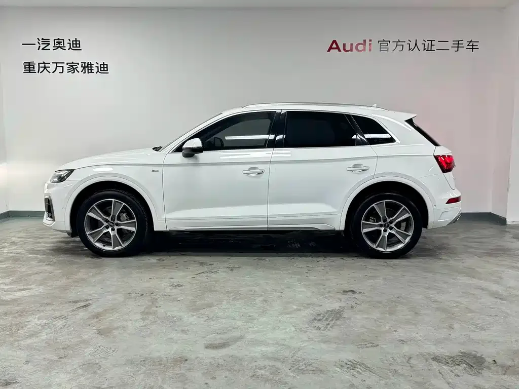 Audi Q5L — фото 3