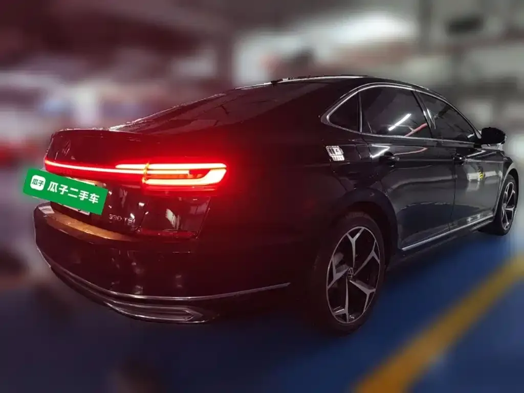Volkswagen Passat — фото 2