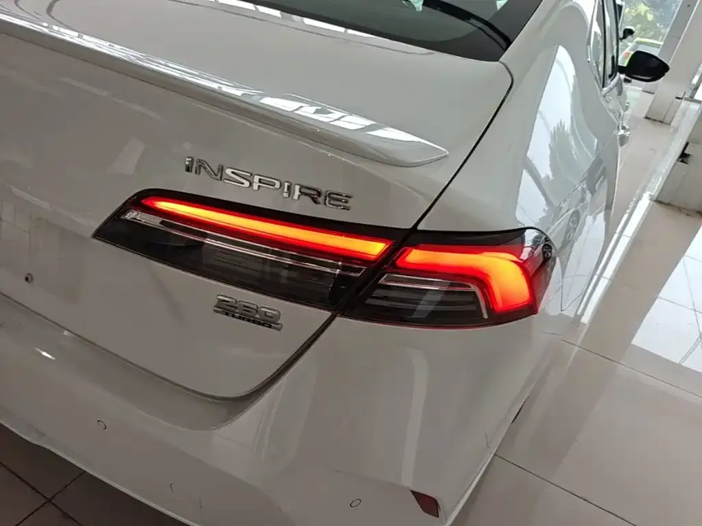 Honda Inspire — фото 10