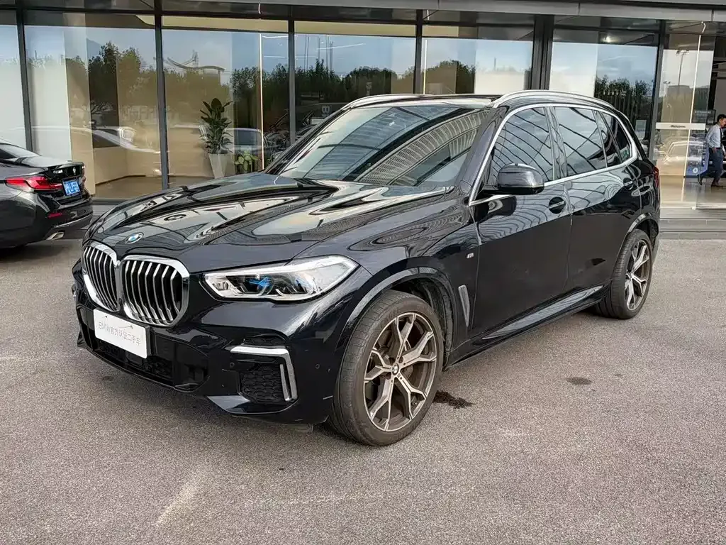 BMW X5 — фото 1