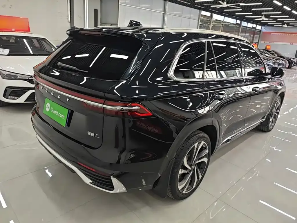 Geely Xingyue L — фото 8