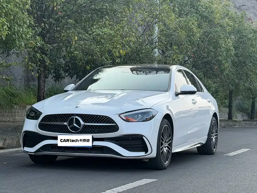 Mercedes-Benz C-Class — фото 1