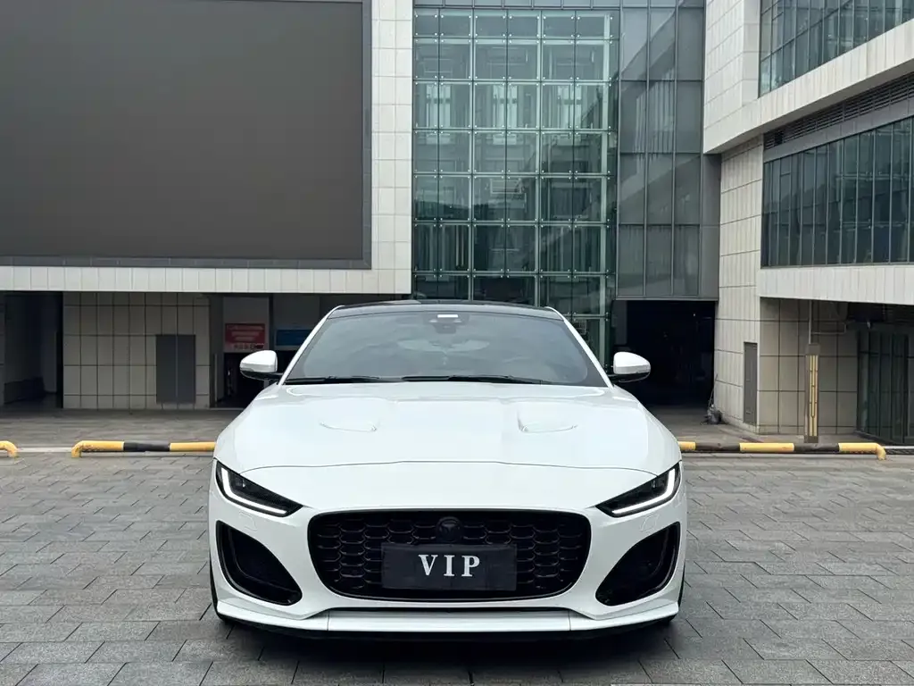 Jaguar F-TYPE — фото 5