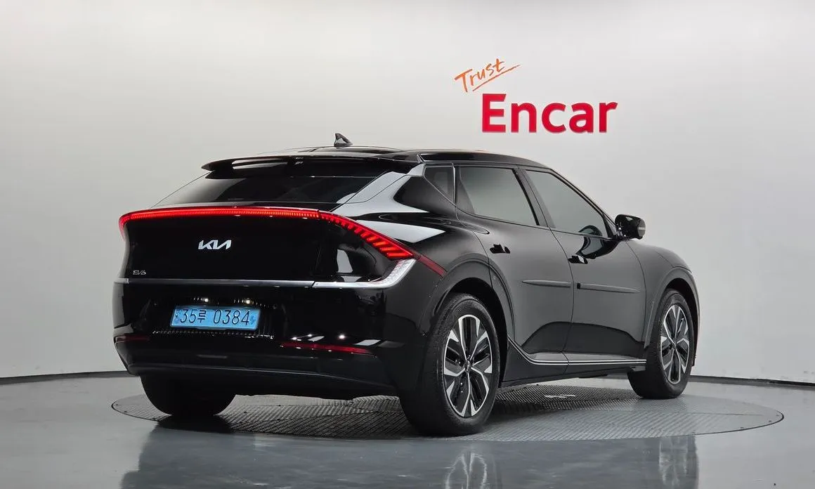 Kia EV6 — фото 7