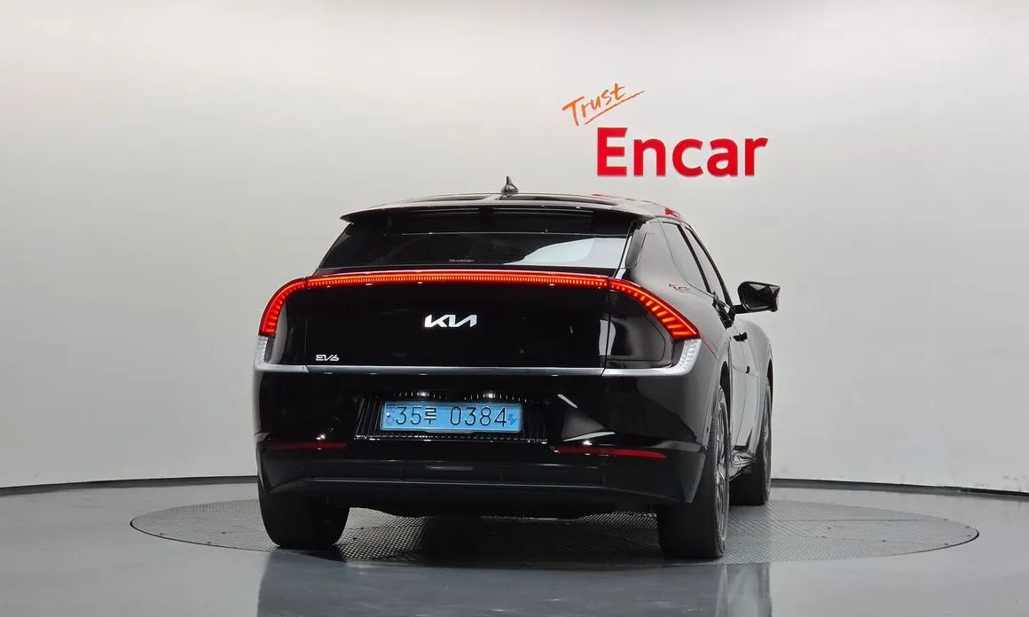 Kia EV6 — фото 2