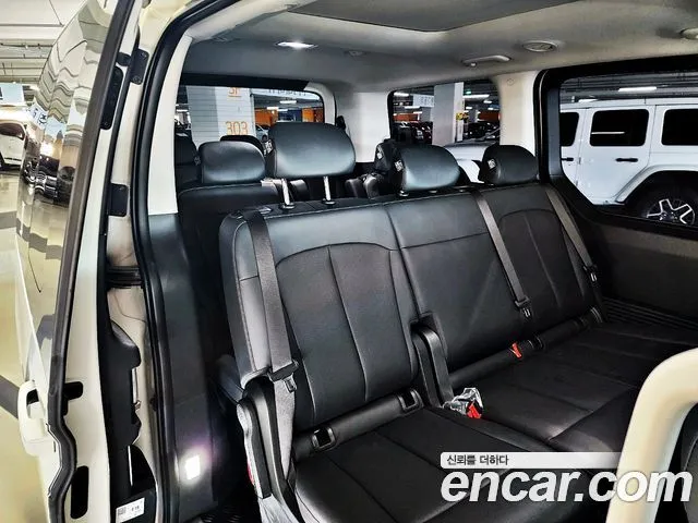 Hyundai Staria — фото 3