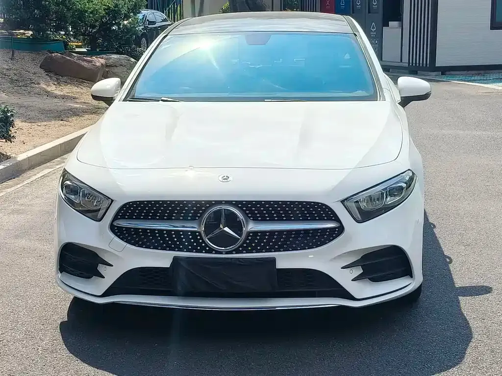 Mercedes-Benz A-Class — фото 10