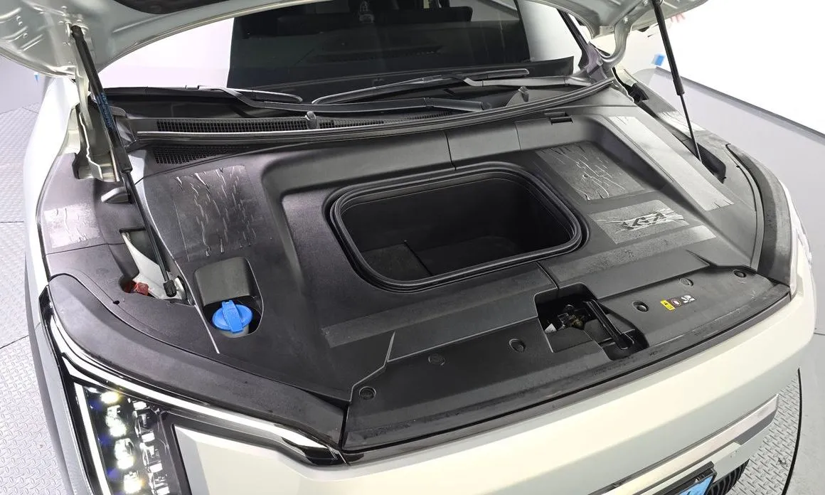 Kia EV3 — фото 8