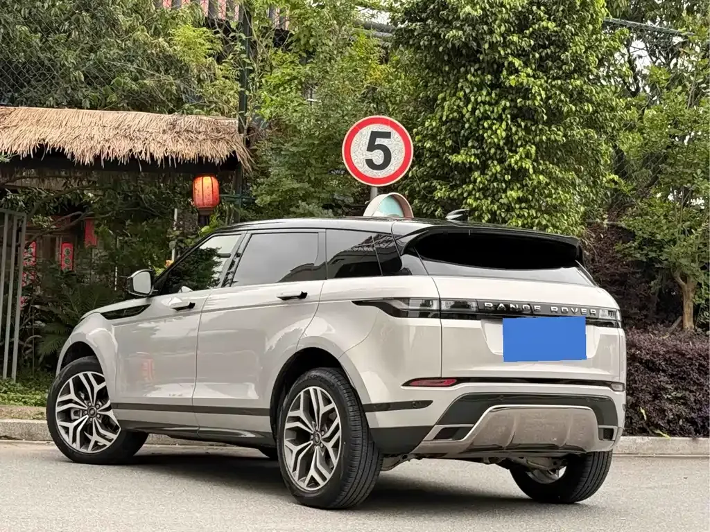 Land Rover Evoque — фото 7