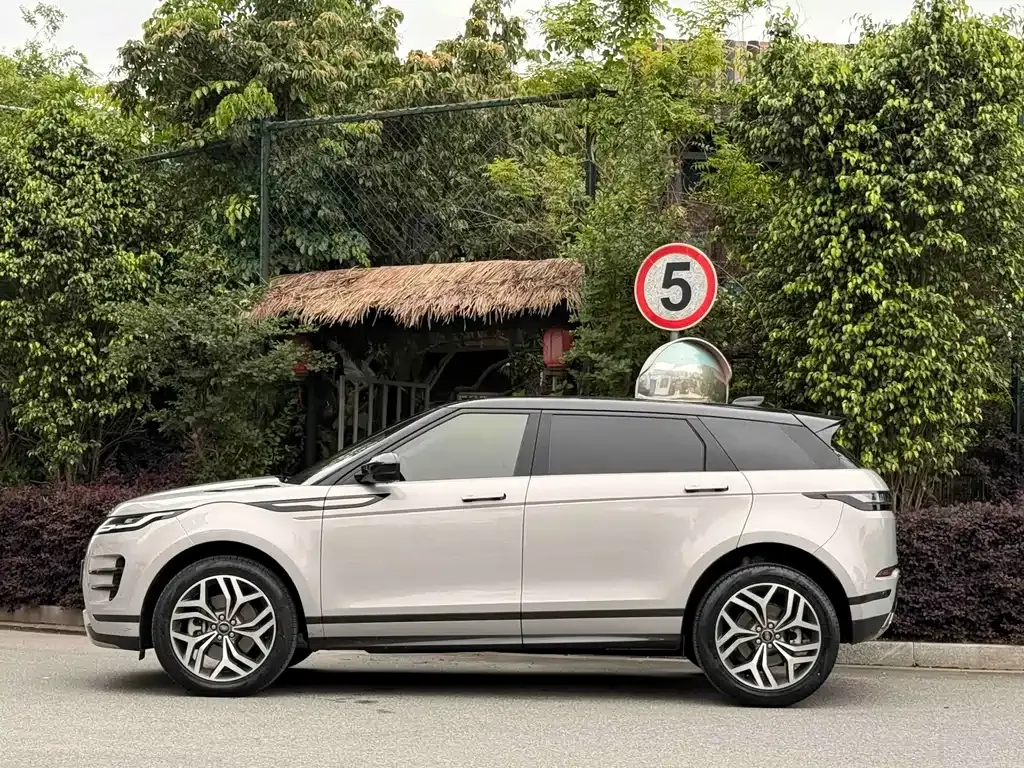 Land Rover Evoque — фото 8