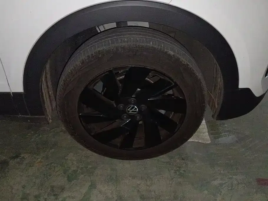 Volkswagen Tharu — фото 4