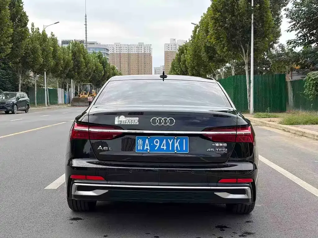 Audi A6L — фото 6