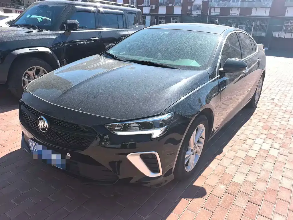 Buick Regal — фото 1
