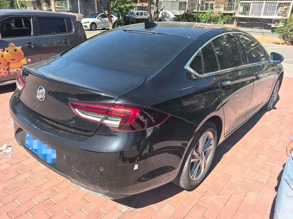Buick Regal — фото 5
