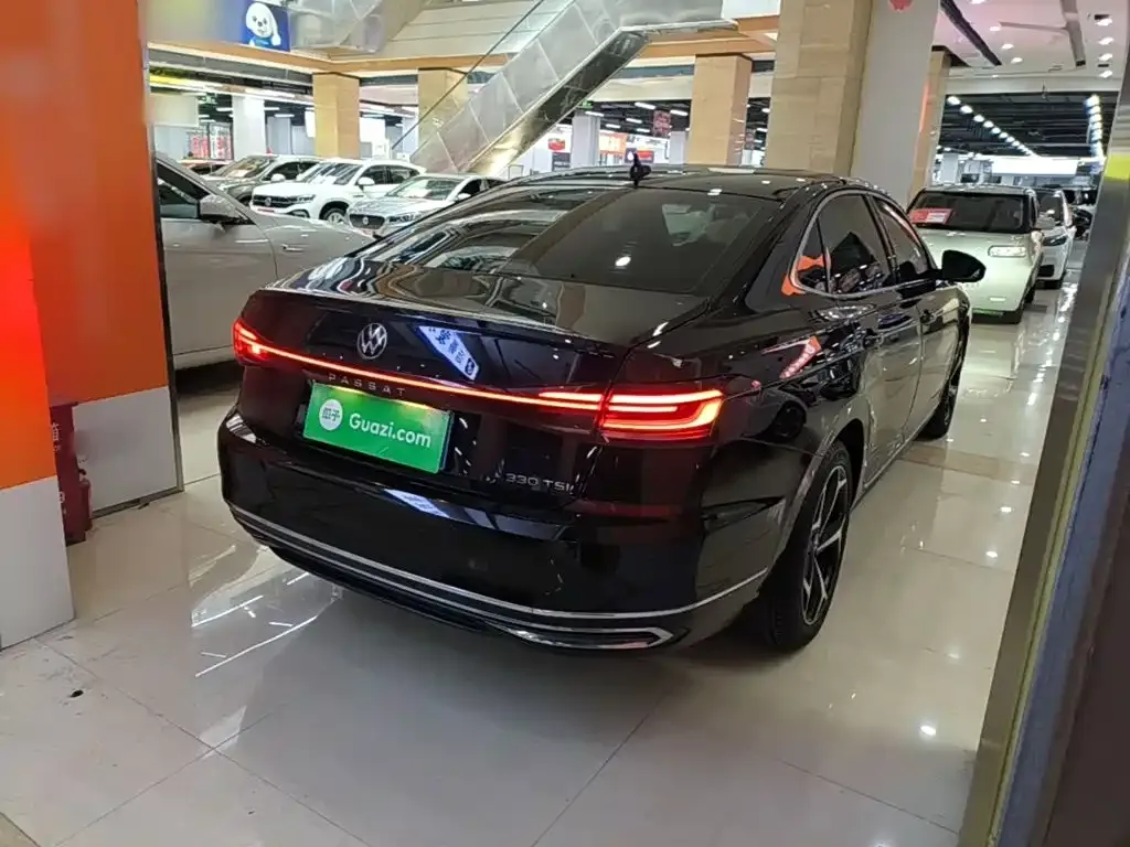 Volkswagen Passat — фото 2