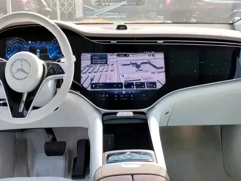 Mercedes-Benz EQS SUV — фото 2